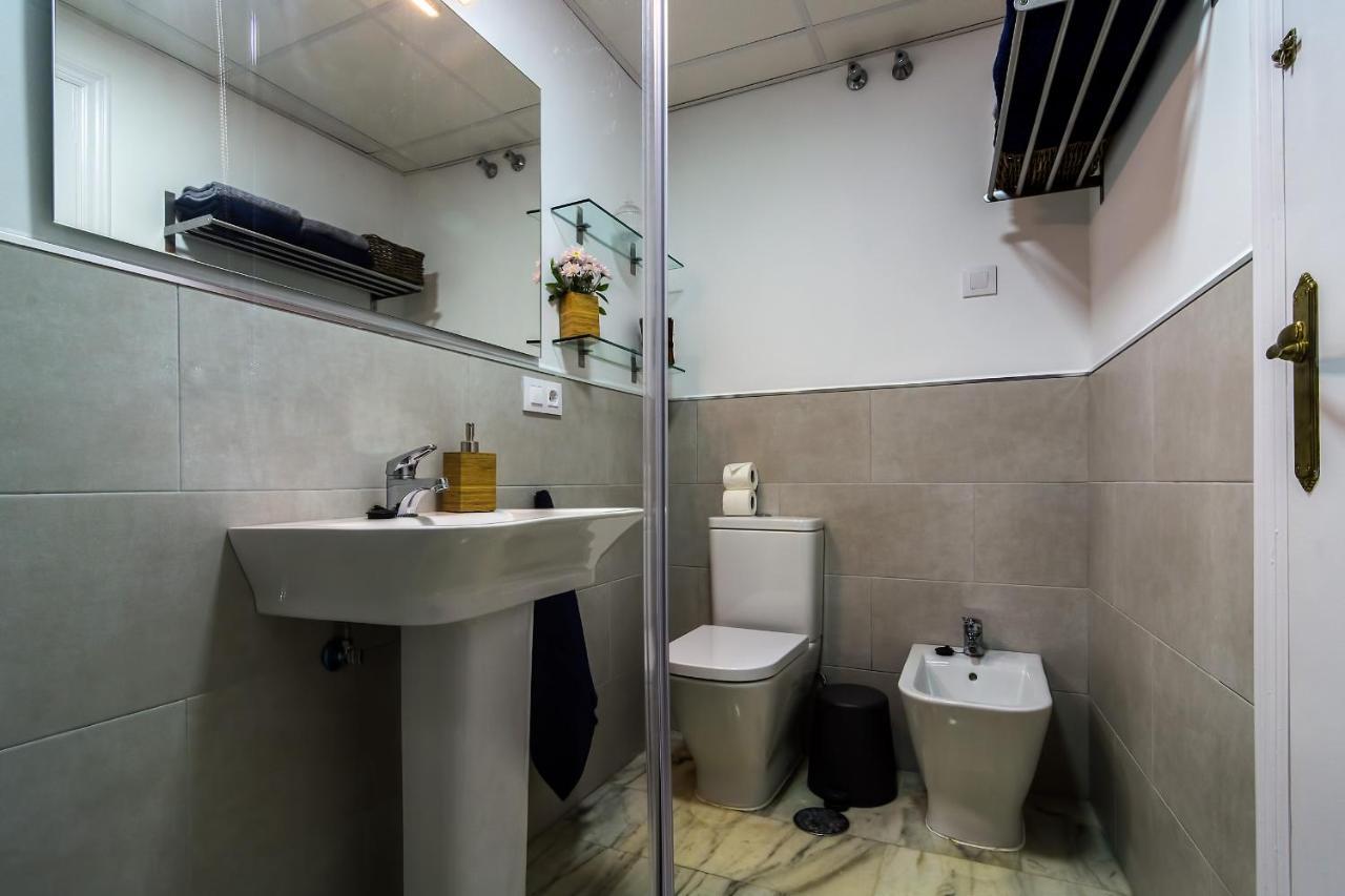 More Center Apartment Seville Ngoại thất bức ảnh