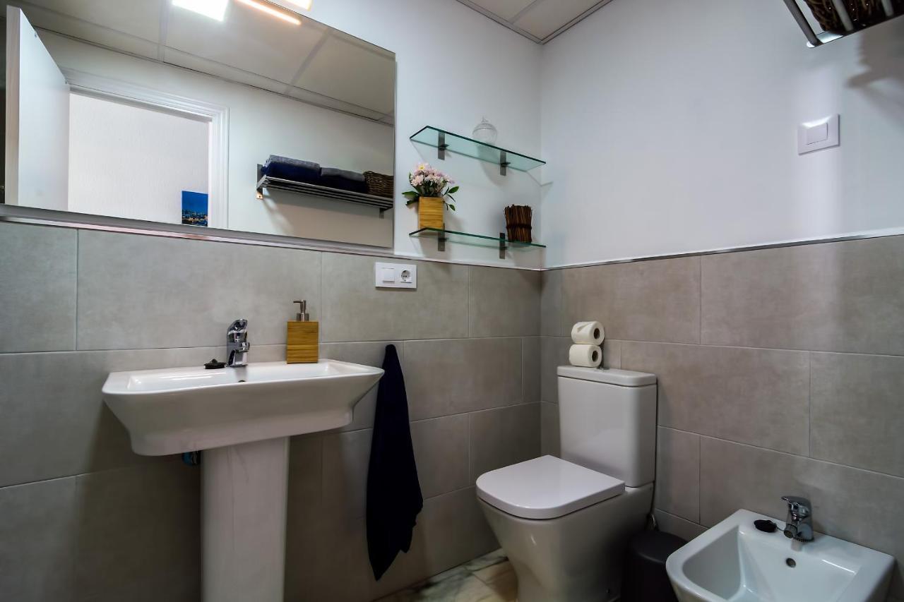 More Center Apartment Seville Ngoại thất bức ảnh