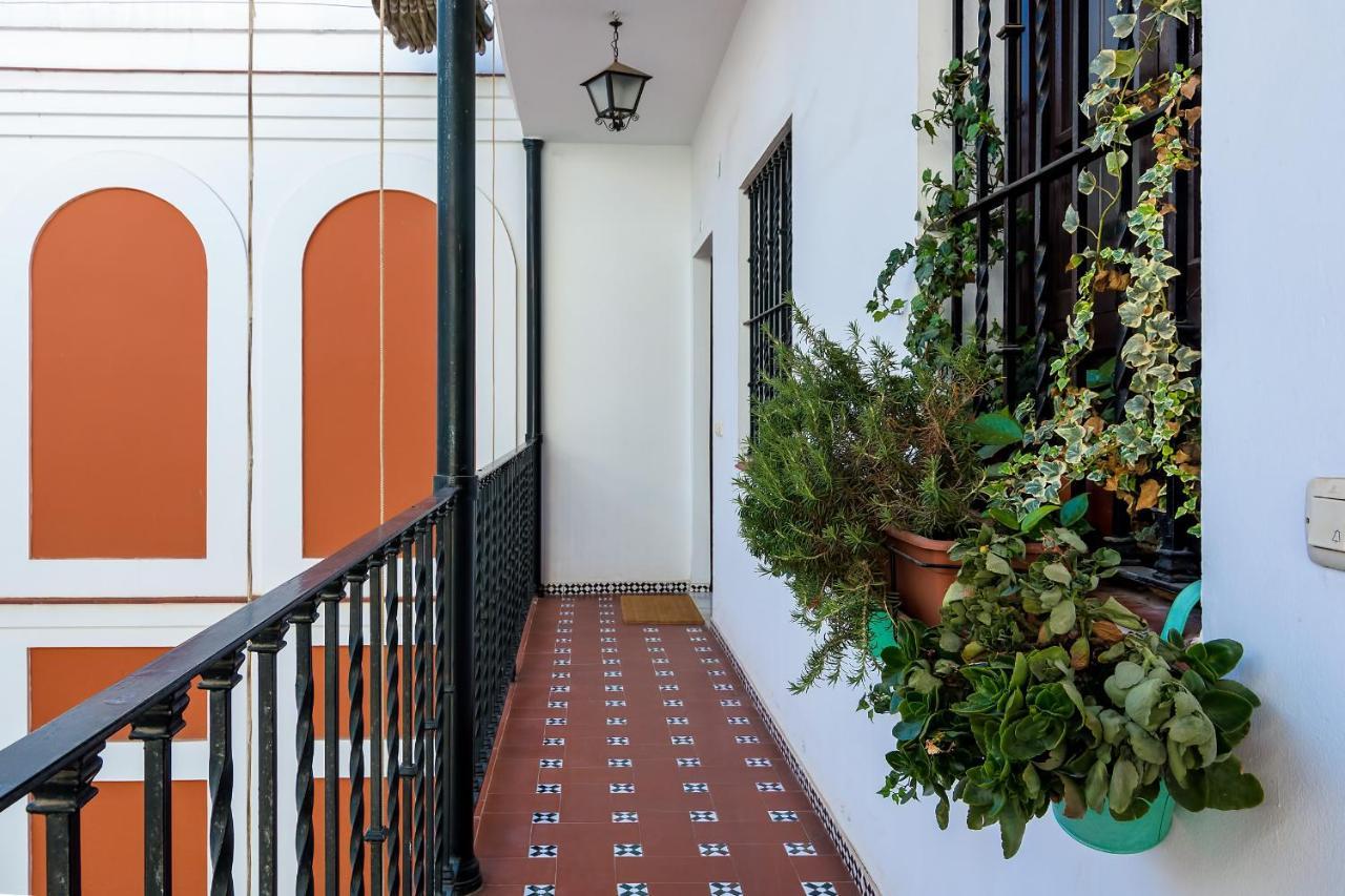 More Center Apartment Seville Ngoại thất bức ảnh